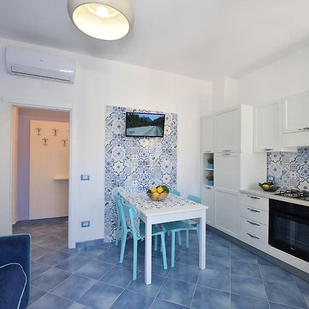 Casa Flavia Apartment Майори Екстериор снимка